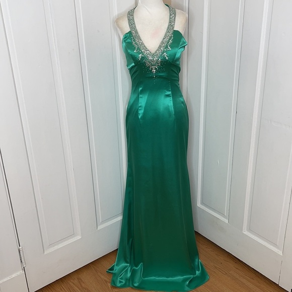 Sean X•PRESS Dresses & Skirts - Sean Collection X•Press Fornal Dress